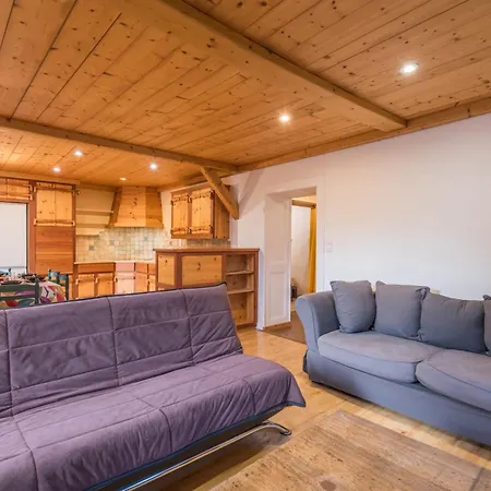 Des Hauteurs - Welkeys Apartament *